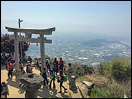 高屋神社本宮